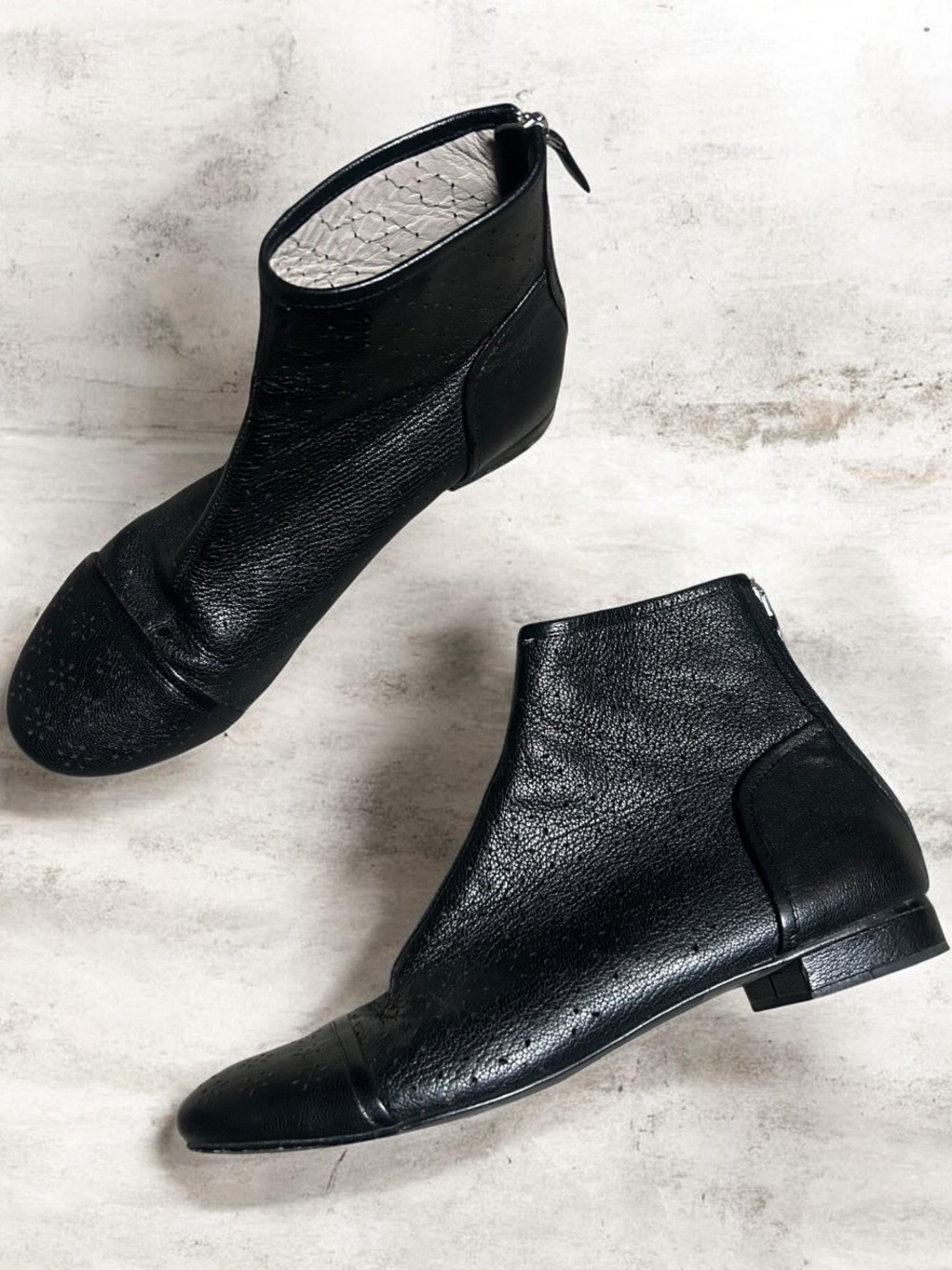 Marc By Marc Jacobs Classic Black Perforated Leather Ankle Boots Size 38.5 US 8